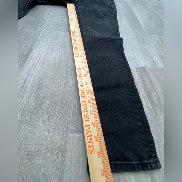 Miss Me black skinny jeans denim embellished cross design on back pockets Sz 27 - Picture 15 of 16